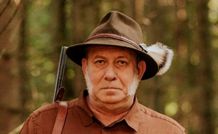 Florin Busuioc își arată „silueta” în rolul de pădurar și baci