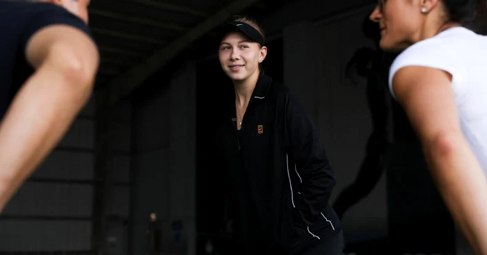 Australian Open 2020, ziua a doua: de la Amanda la Zarina, de la Halep la Muguruza şi de la micul Casper la uriaşul Karlovic, toate reperele importante ale acţiunii.