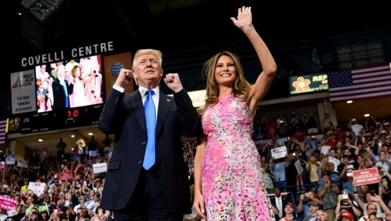 
    Donald Trump, alături de soţia lui, Melaniafoto: Getty  
