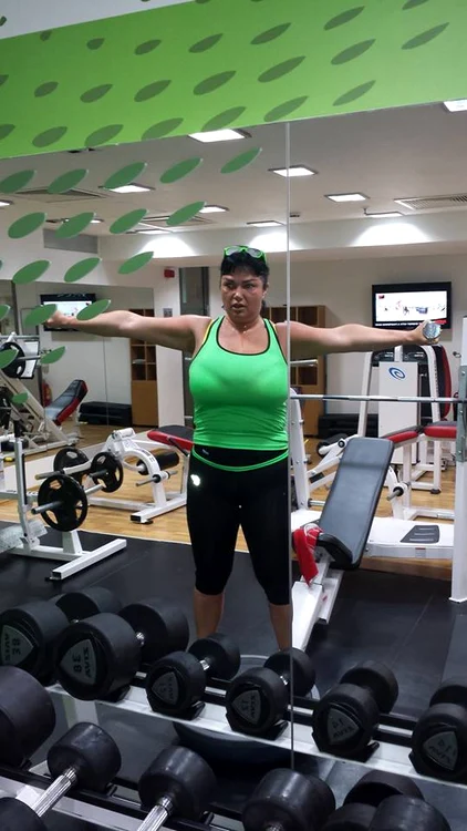 
    Ozana Barabancea  