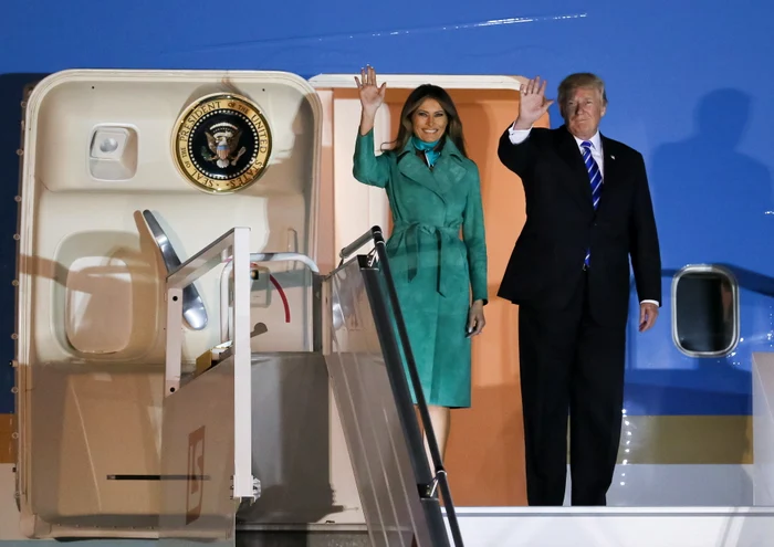 
    Donald Trump și Melania au sosit în Varșovia pentru a participa la summitFoto: EPA  