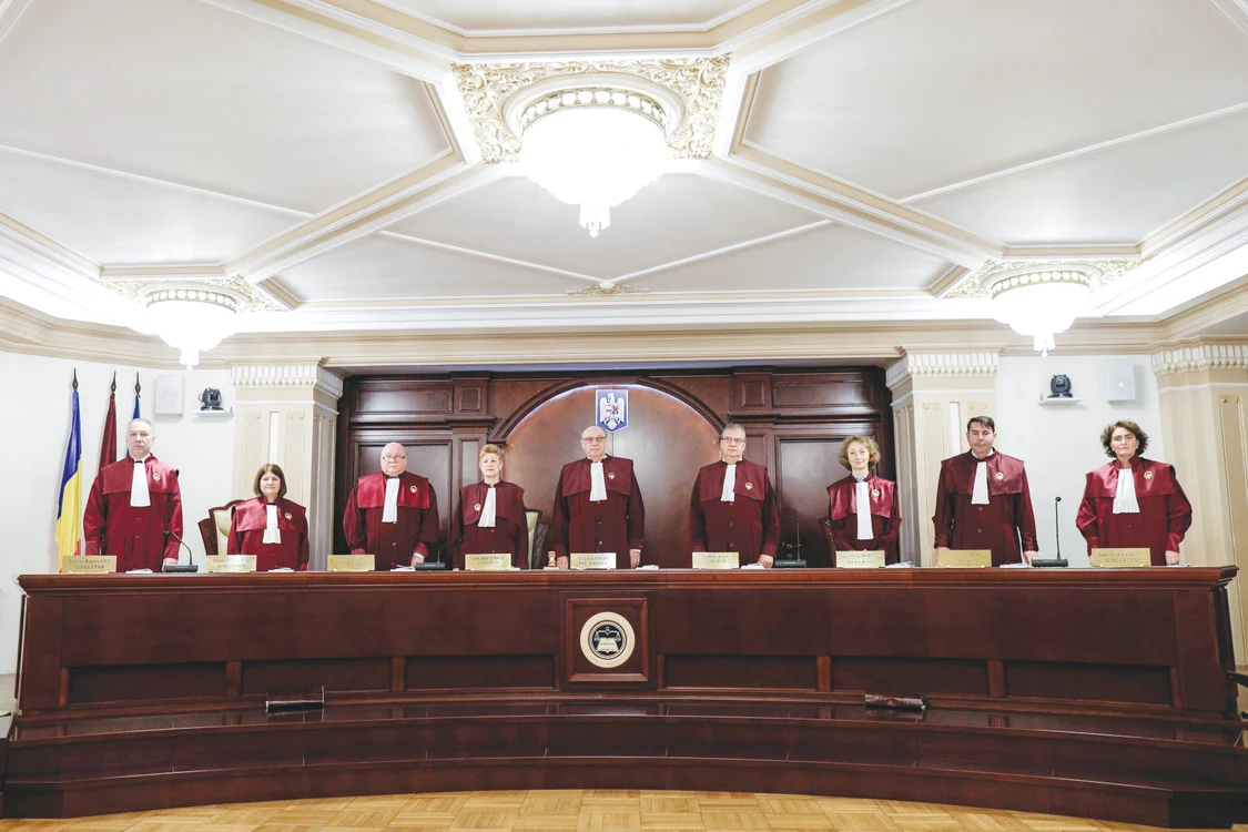 Disputǎ în Coaliție pe locurile de la CCR. Foto: Inquam/Octav Ganea