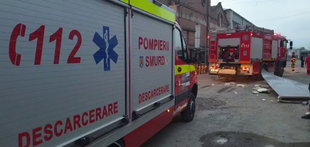 Explozie puternică urmată de un incendiu în Galați. Bubuitura s-a auzit într-un cartier întreg VIDEO