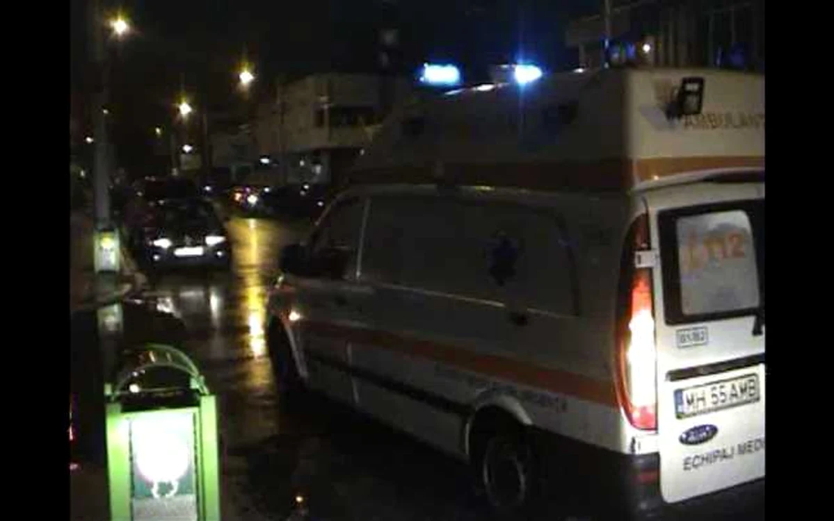 La faţa locului au ajuns cinci ambulanţe FOTO Arhiva Adevărul