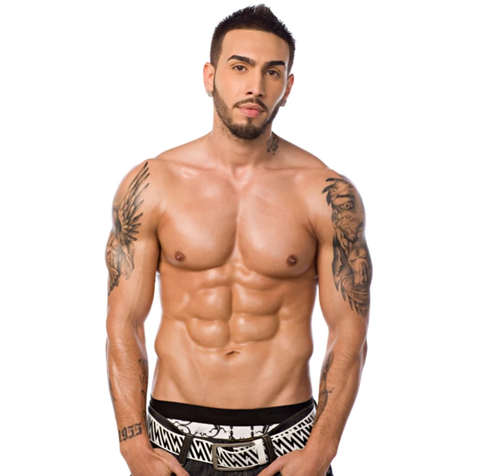 
    Florin Gherlea vrea să el să iasă în evidență pentru corpul bine lucrat la salăfoto: arhiva personală  