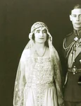 Nuntă la Curtea Angliei, în 1923: Căsătoria părinților reginei Elisabeta a II a  jpeg