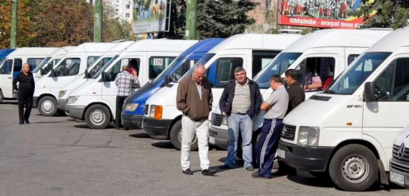 În primă etapă a modificărilor, sunt vizate rutele care fac legătura cu suburbiile. FOTO Adevărul
