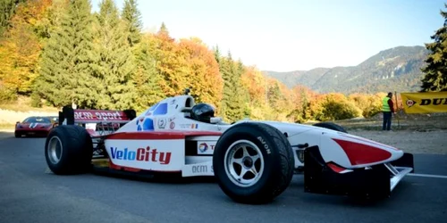 Trofeul Râşnovului - monopostul lui Lucien Hera