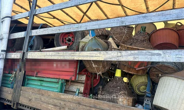 Este vorba despre mai multe tipuri de deșeuri FOTO Poliția de Frontieră