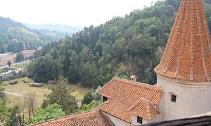Bran Castle View of Countryside (28536914551) jpg
