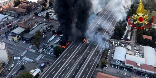 Explozie Bologna - Italia / FOTO EPA - EFE / 6 aug 2018