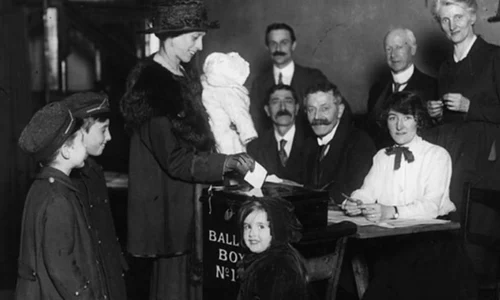 Pentru prima oară femeile din Marea Britanie au avut drept de vot la alegerile generale jpeg