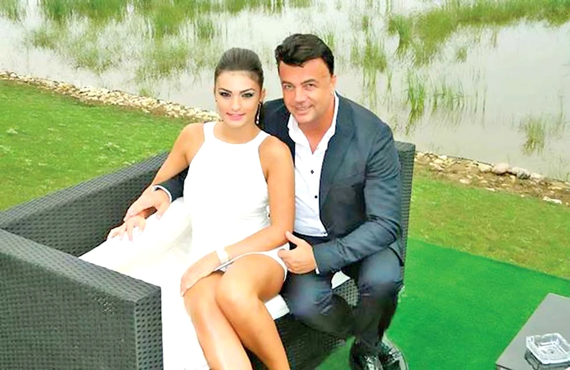 Socrul lui Adrian  Enache e alături de  fiica acestuia, Diana, după drama suferită