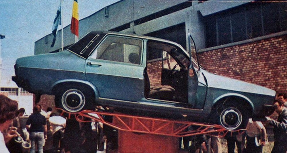 Mașinile de lux pe care românii de rând nu aveau voie să le conducă. Bolizii secreți ai comunismului