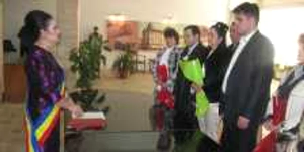 Anul trecut, 15 de perechi au spus "Da" in fata ofiterului Starii Civile