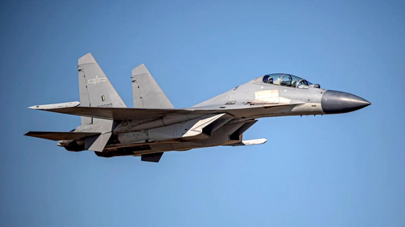 Avion de luptă Shenyang J-16 FOTO Wikipedia