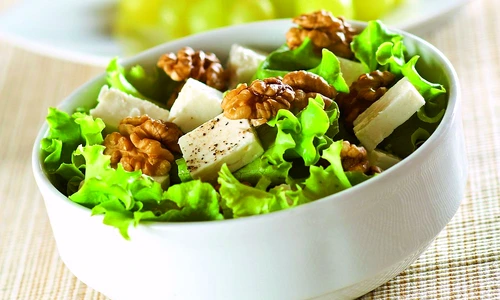 salata nuci jpeg