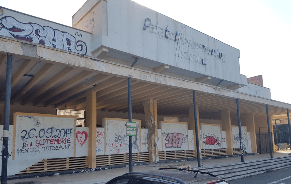 Festivalul Mamaia ar putea fi organizat în 2023. Teatrul de vară, acum abandonat, va fi reabilitat în câteva luni