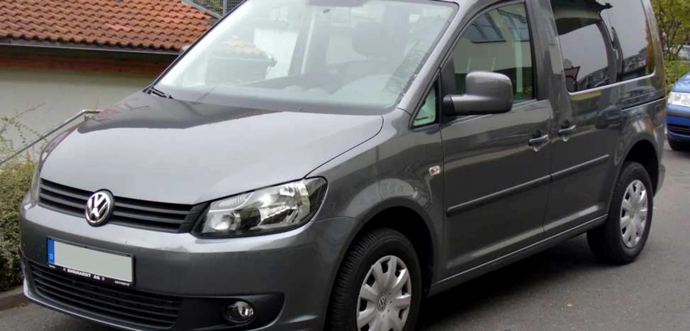 Furgonetele VW Caddy şi microbuzele VW Transporter au, pe anumite modele diesel, softul care trişează la emisii