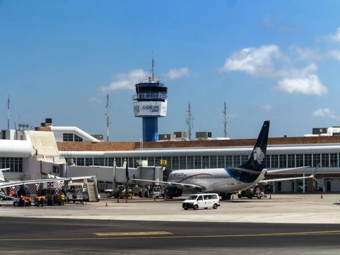 Aeroport Cancun FOTO Facebook 