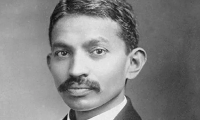 Portretul eroului la tinereţe: când Mahatma Gandhi a învăţat despre nesupunerea civică jpeg