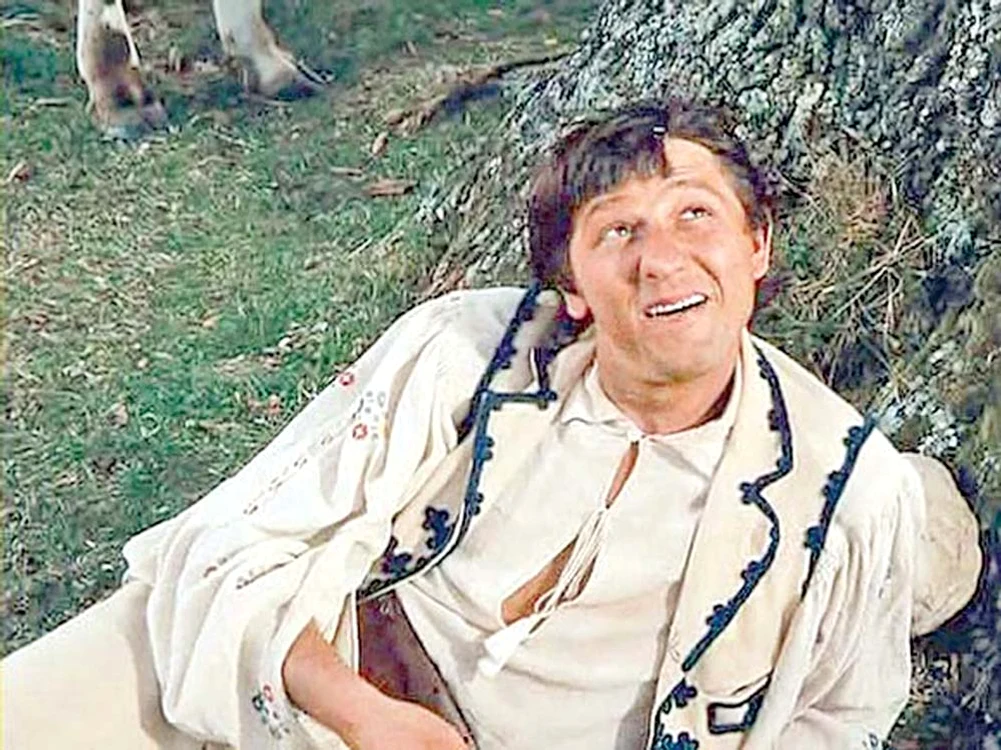 1974. Rolul “Păcală”, din filmul lui Geo  Saizescu, îl va  urmări toată viața  pe Papaiani