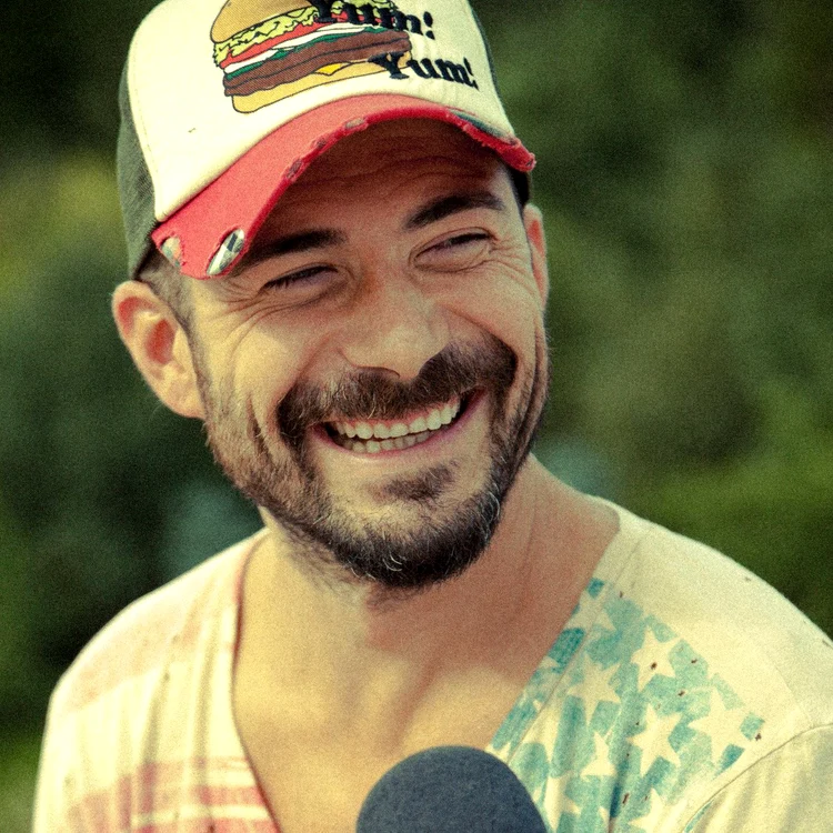
    Edward Aninaru  