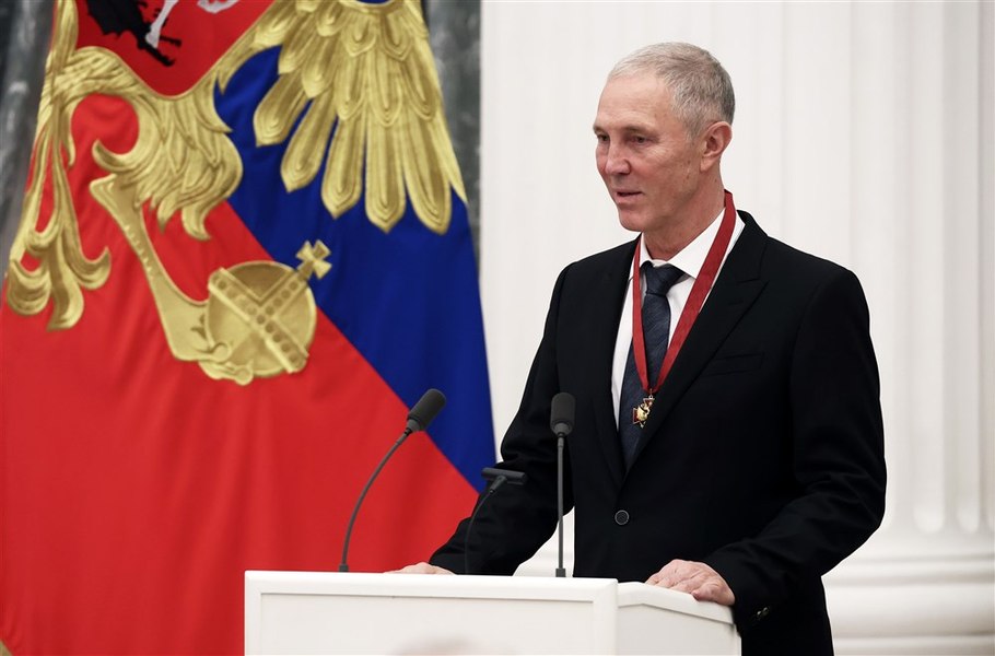 Un colaborator al Kremlinului recunoaște că distrugerea barajului Kahovka ajută armata rusă
