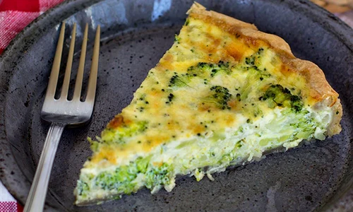 tarta broccoli si cheddar jpeg