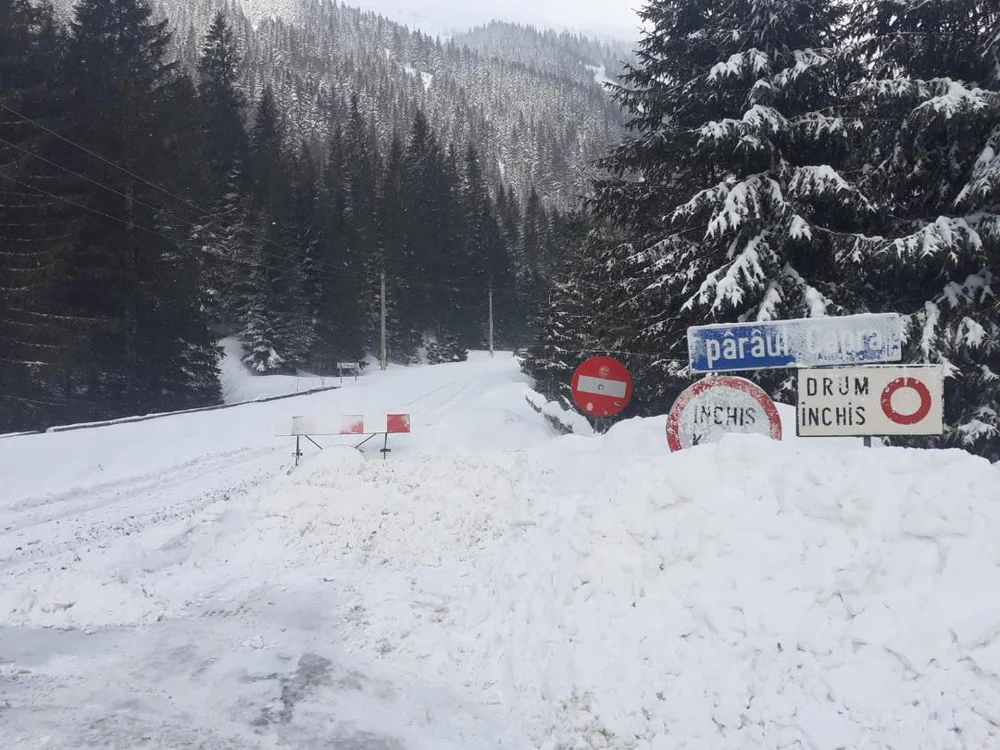 Drumul de acces, închis încă din data de 30 octombrie FOTO IPJ Argeș