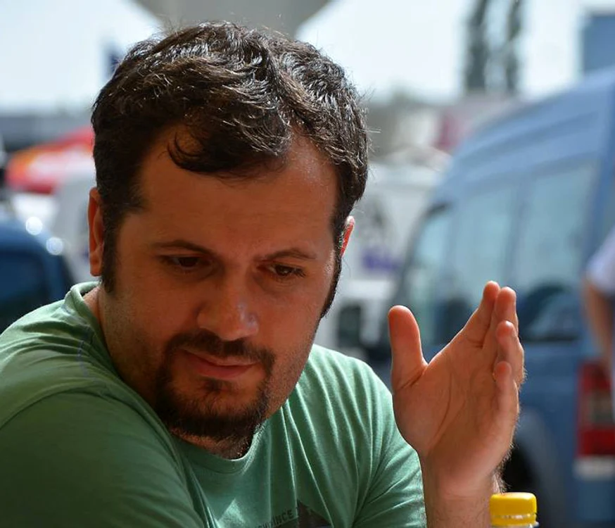 O lume marcată de un cancer politic şi etic – interviu cu Radu VANCU jpeg