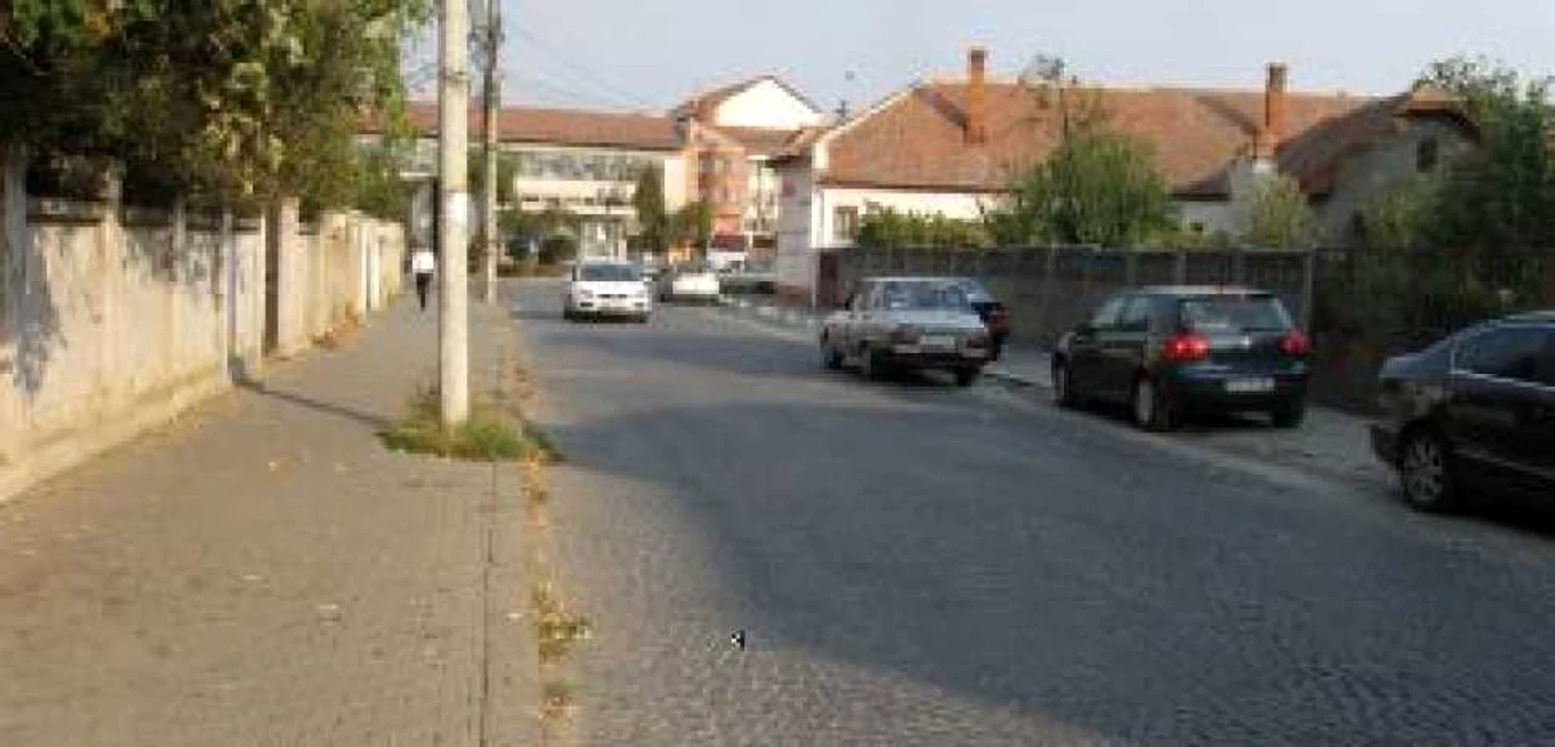 Alba Iulia: Restricţii de circulaţie pe strada Mihai Viteazul