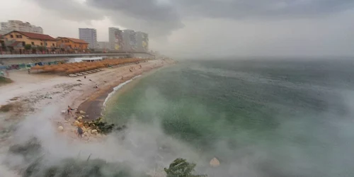 Furtuna in Constanţa FOTO Ionuţ Druche 