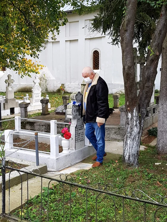 Mama lui Cornel Tăbăcaru s-a stins anul trecut, în luna iulie