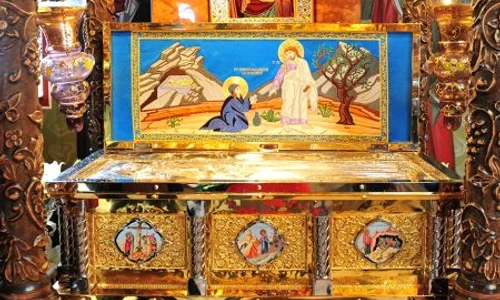 Moastele de la Athos ale Sfintei Magdalena, motiv sa vizitezi manastirea Pantocrator  Sursa foto crestinortodox ro, facebook com Manastirea Pantocrator jpg