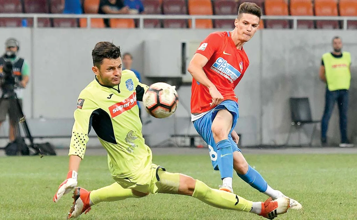 
    Dennis Man e considerat ”mina de aur” a lui Gigi BecaliFoto: Sportpictures.eu  
