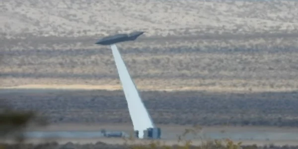 aeronava misterioasă jpg