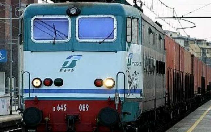 Italia: doi români au fost călcaţi de un tren