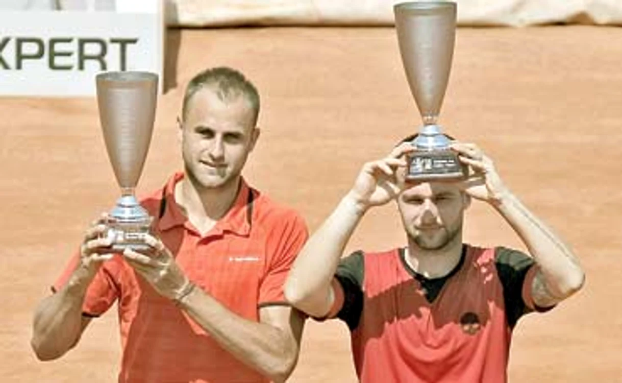 
    Marius Copil şi Adrian  Ungur au câştigat în 2015  proba de dublu a turneului  de la BucureştiFoto: Mediafax  