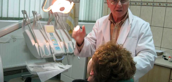 Târgoviştenii ar putea plăti integral dentistul