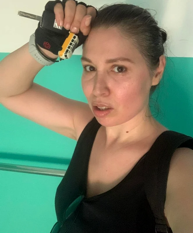  Cristina Bălan povestea în această vară pe Instagram că își dorește să aibă grijă de ea și de kilogramele nedorite