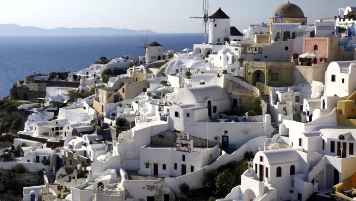 Insula Santorini, în pericol. Vulcanul Kolumbo dă semne de trezire. Foto: Profimedia Images