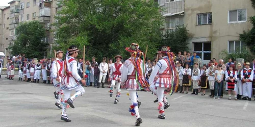 Căluşarii Slatinei, demonstraţie la IŞJ Olt