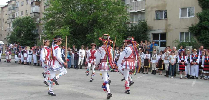 Căluşarii Slatinei, demonstraţie la IŞJ Olt