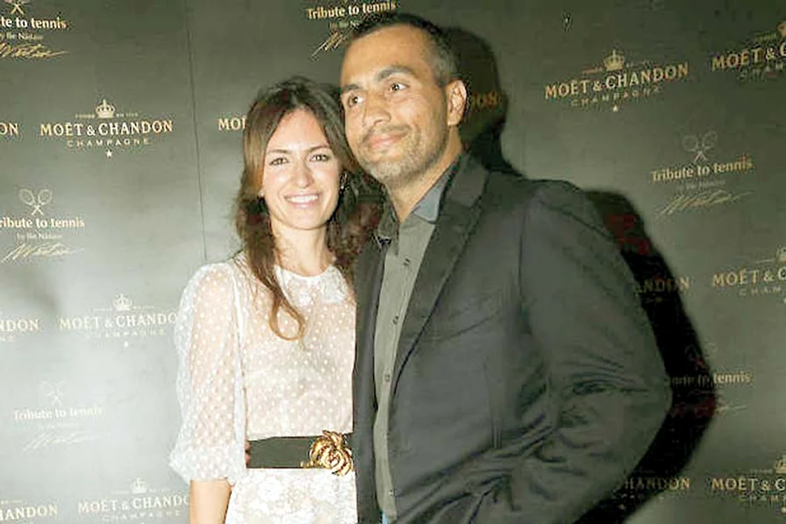 Maria Marinescu şi Frank Colin s-au căsătorit în 2009 şi au împreună un băieţel de trei ani