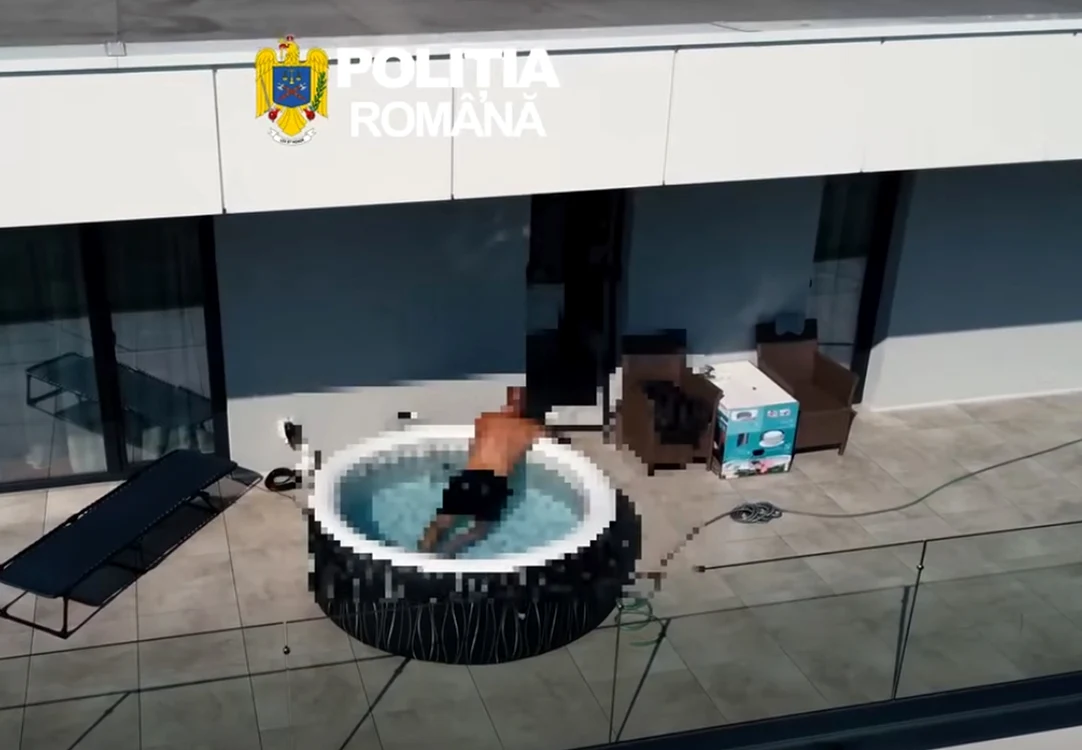 Urmărit internațional prins în timp ce se relaxa la piscină