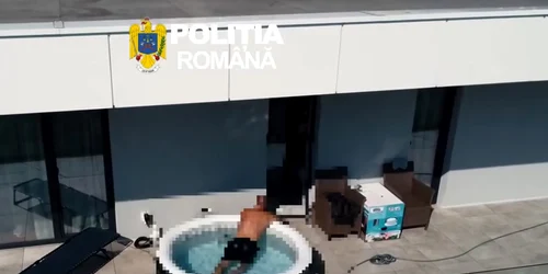 fugar la plaja jpg