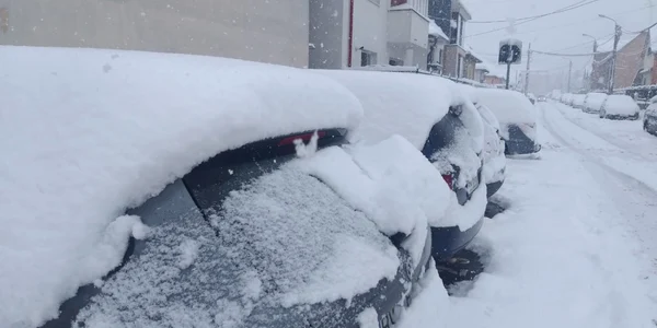 Ninsoare ca-n poveşti după Paşte