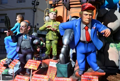Figurine uriașe cu Trump, Putin și Netanyahu, la un festival din Spania FOTO AFP