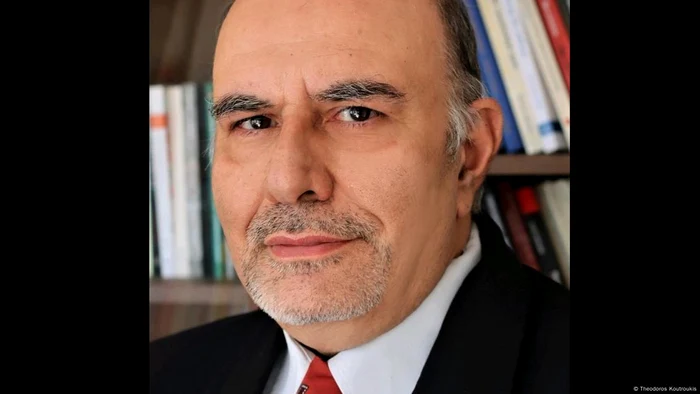 Profesorul Theodoros Koutroukis avertizează că reforma pieţei muncii va avea efecte contrare